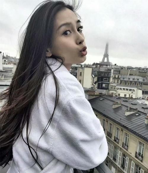 『短发』身高不足160的小个子女生,尽量别留这4种发型,显老不说还压个子