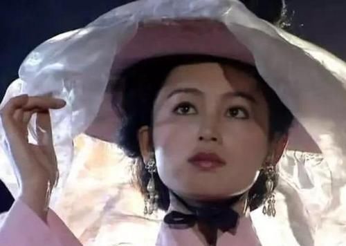 『混血』才不要什么混血脸高级脸,有这几个特征,你代表了东方美