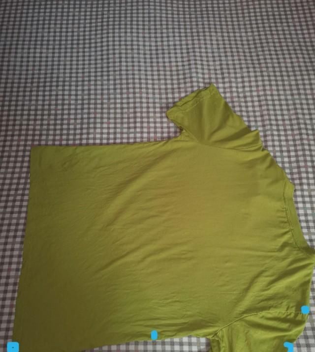  空间：生活小窍门:这样叠衣服,让衣柜节省一半得空间!