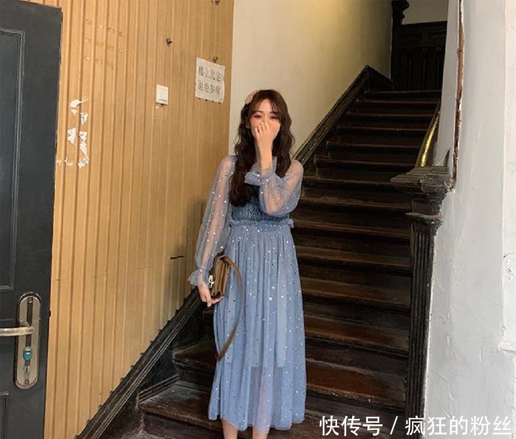  「适合」春季最不挑年龄的穿搭裙子+平底鞋，穿出高级感！