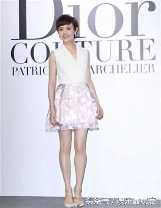 孙俪身穿短裙真的美翻了！网友喊话邓超：快把娘娘藏家里吧