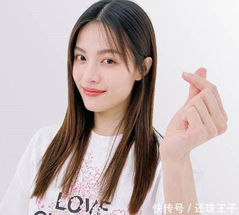 『不算』众多女明星穿樱花T恤,赵露思宋妍霏不算啥,看到乔欣郑爽已截图