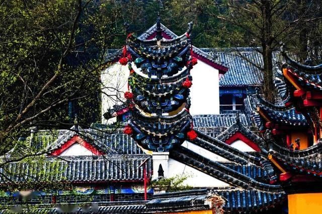  「日子」在湖北，想念寺院的这些日子，我们一起“云赏”春景