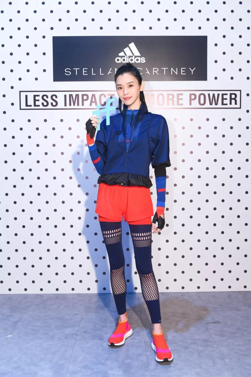 收藏了那么多显高方法，还是奚梦瑶这招最好用