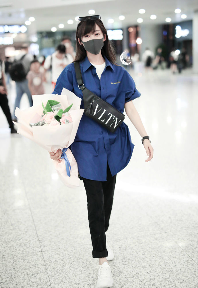 张天爱这腿细到吓人!网友:哪怕只有一天也想以这身材活着!