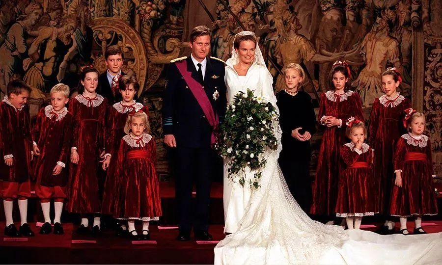 见多了平民王后，低调的比利时王后才是天生贵族!