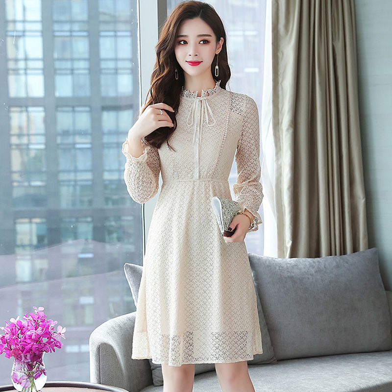 只需要这样的裙装稍稍修饰你的身材，就能让你美的国色天香