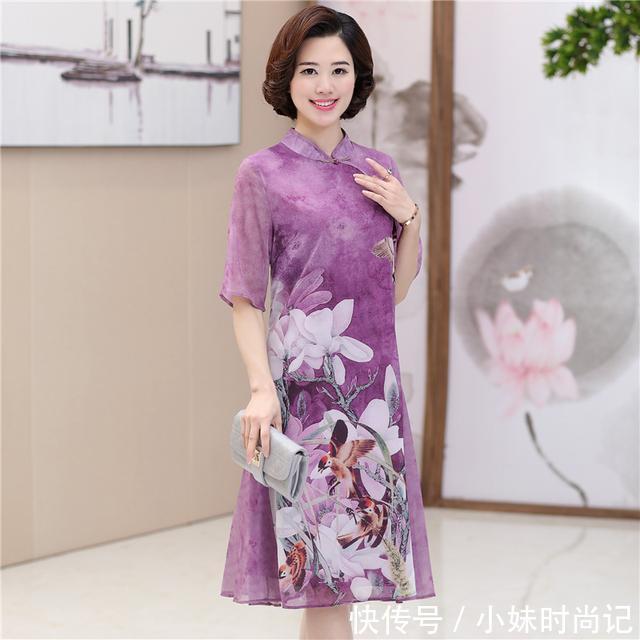 #女人#四五十岁女人,少穿裤子,穿连衣裙才更有女人味,显年轻