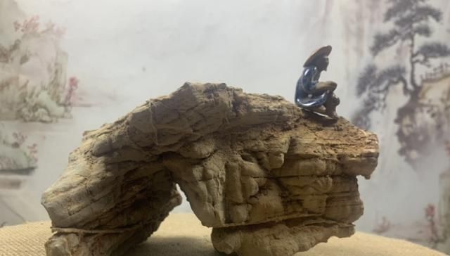 奇石是天然的珍宝,奇石之美在于自然的印记和岁月留痕,拍照欣赏