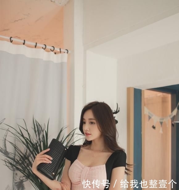  拼接@孙允珠：蝴蝶结文胸撞色拼接层叠衣裙写真