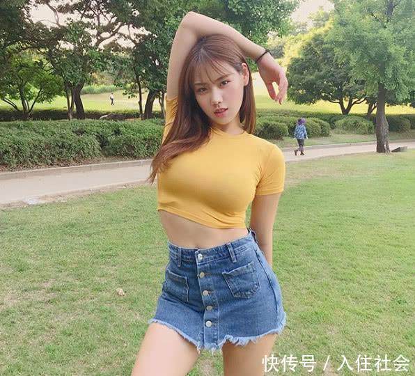 韩国长腿健身美女经常健身, 体重没减少, 胯部却越来越宽了