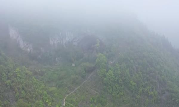 中国最“隐世”村庄，18户人家居住在洞中，亚洲最后穴居部落