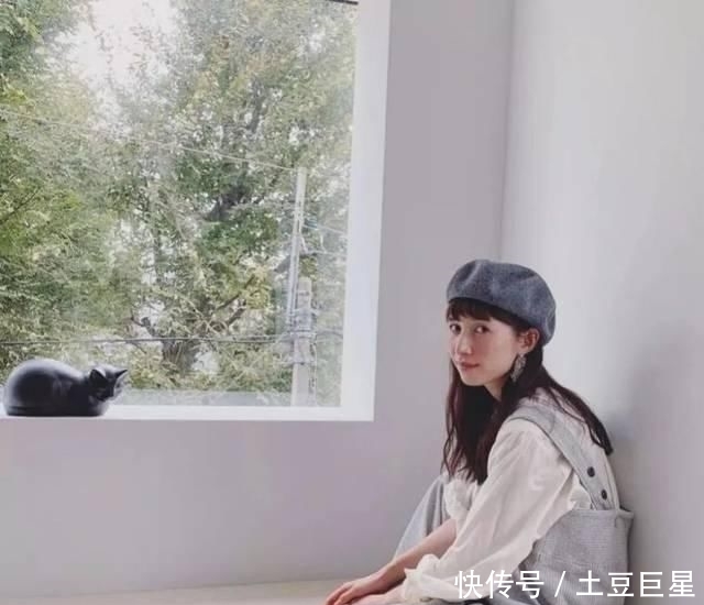 『卫衣』舍弃阔脚裤 ！好见到爆的“初恋女友裤”来啦 ！！