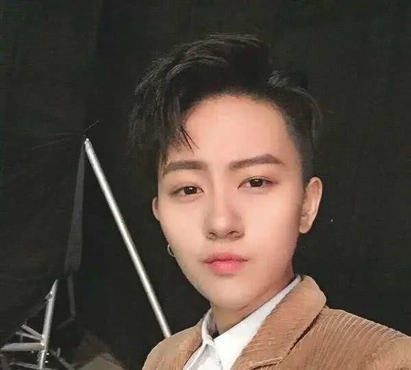  #长相#长相一般的男生如何变帅？学会这三点，变精致原来这么简单