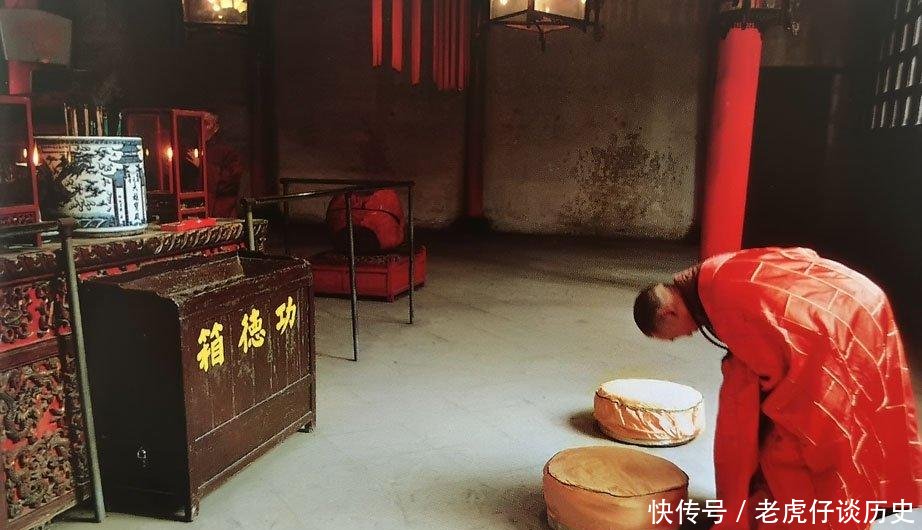  小康家庭：七十年代的江城武汉 小康家庭里的三大件 现在好多地方都物是人非