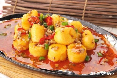  「喂狗」农谚“豆腐下酒，不如喂狗。”是啥意思？