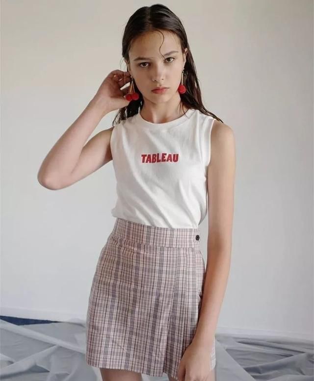 搭配｜宋茜、戚薇……女星中的时髦精告诉我们：美式休闲风是夏日