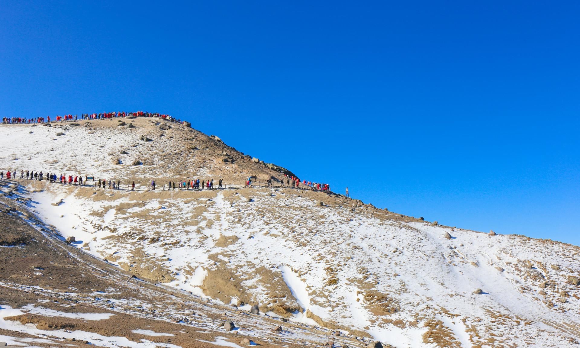 冬天如何玩转长白山，跟着我一起来，会有不一样的体验
