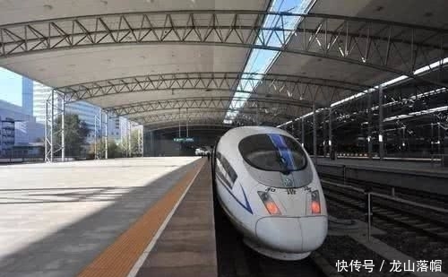  #直达#国内首列全卧铺火车，全程727公里中途无站点，一站直达