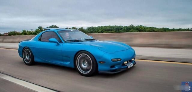  【输出】改装姿态大于一切的1993款马自达 RX-7，可输出364马力！