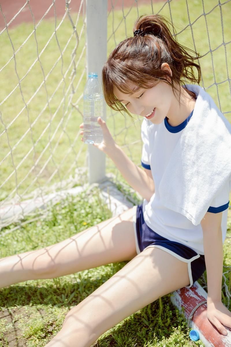 老厨师酒后讲解白醋祛斑法，早晚水里放点它，三天皮肤美白如雪