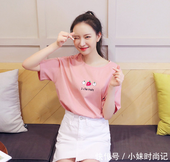 『美女』时尚美女为啥钟爱粉色? 掌握好搭配技巧, 普通女生也可以很帅