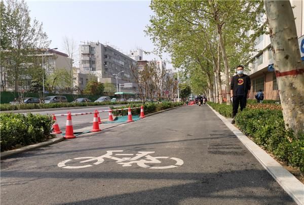  『城市道路』郑在变 旧貌换新颜！郑州多条道路进行升级改造为城市增光添彩