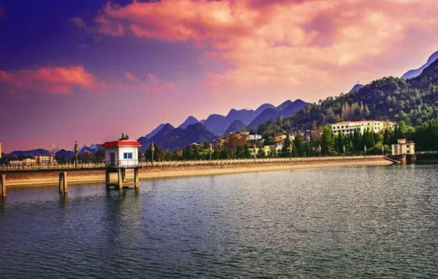 中国最“凉快”的城市，夏天温度不超20度，当地人：用不着空调