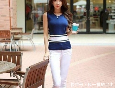 【 潇洒】彰显女性好身姿！，潇洒干练的牛仔裤美女