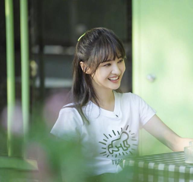  女孩：00后女孩必备日系穿搭，可甜可盐，萌妹子首选