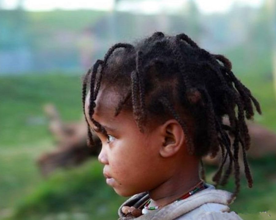 实拍非洲人喜欢的发型，一个发型想3年，洗头要一天