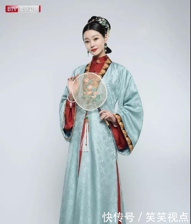  『中宋』迷人计丨《庆余年》中宋轶比李沁还惊艳掀帘美人的白玉肌太美了！