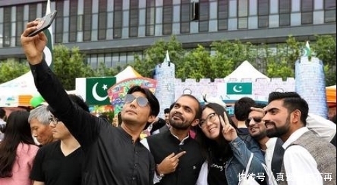 留学成都当中国女婿，被问原因太霸气！简直没谁了