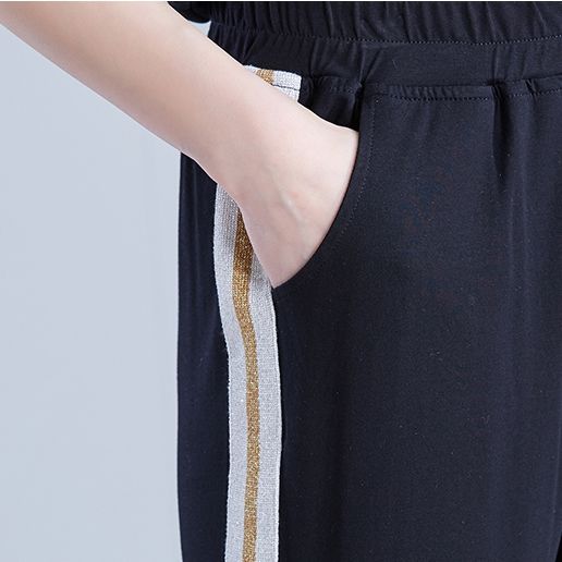 老婆旅游从不穿裙子!穿套装比裙子美腻太多了，怎么看都美