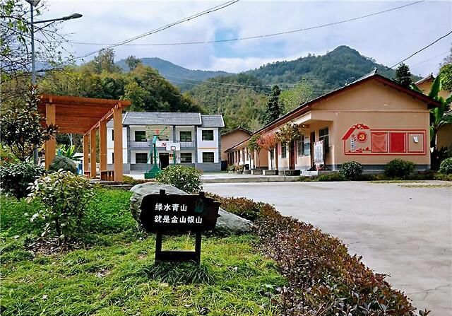  「乡村」风月同天，甘肃康县两河镇“插花村”美丽乡村建设共建共享