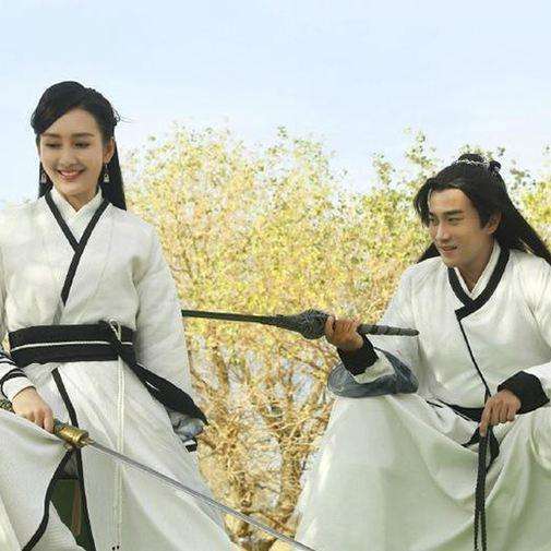 杨幂公布二胎表示累了，刘恺威含泪晒孕检单，网友：婚变原因确凿