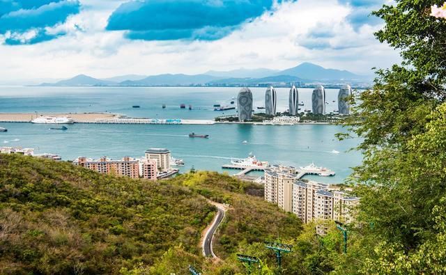 国庆长假，海南游客数量仅排全国第23，人们却总感觉排前五