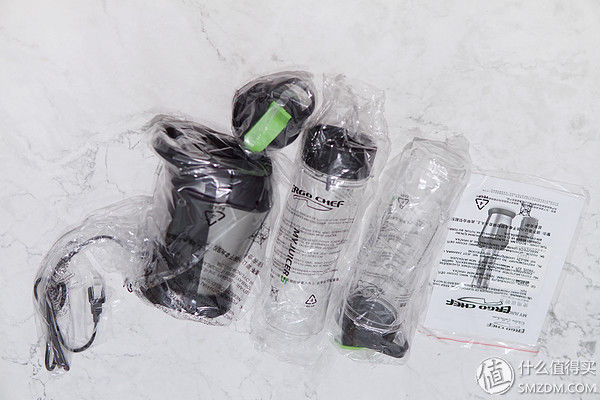 物色好物 篇三:#达人发文幸运屋#简单易用会上瘾!--MY JUICER S 便携式榨汁机 使用有感