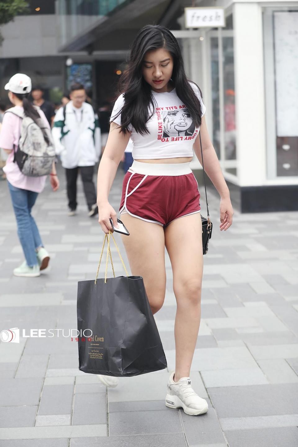 肉感的女生，离肥胖的女生有多远