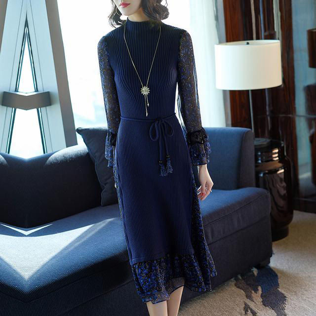 今年流行“碎花裙”、洋气显瘦显贵气、7080女人穿年轻超美嫩