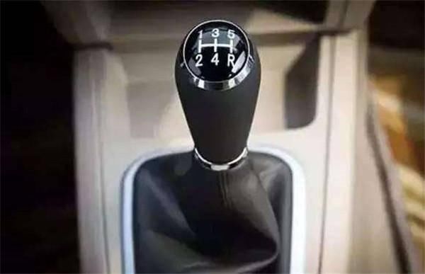 你还在相信这些汽车谣言吗？真相在这里，看完你就知道了