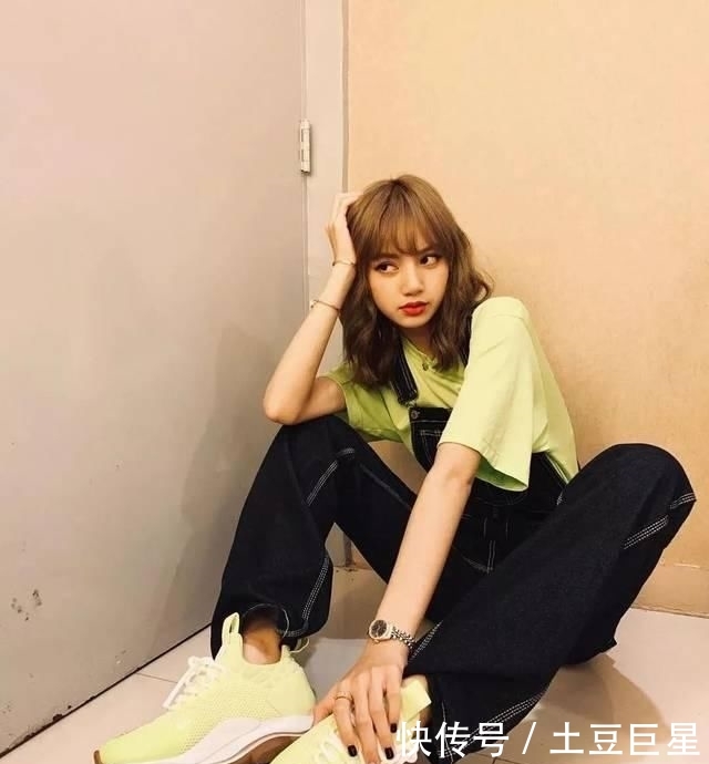  『卫衣』舍弃阔脚裤 ！好见到爆的“初恋女友裤”来啦 ！！