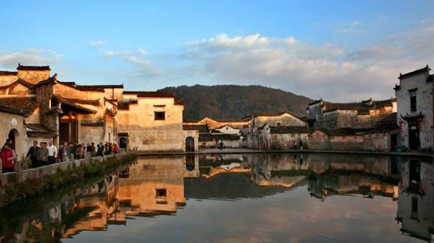  gdp■安徽合肥和江西南昌在GDP总量，人均收入与城建方面谁更强