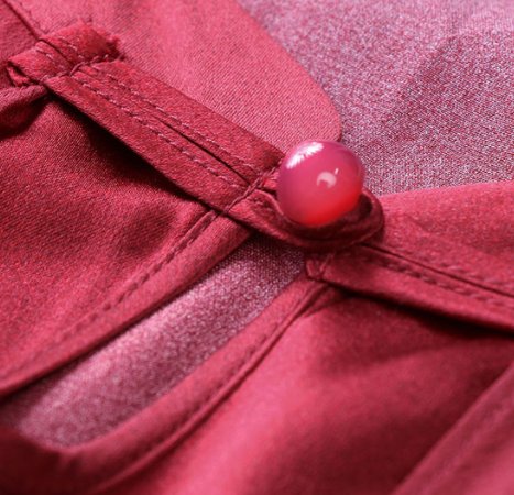 “小个子”女人别穿得太寒碜，夏天穿这改良旗袍，时髦有女人味