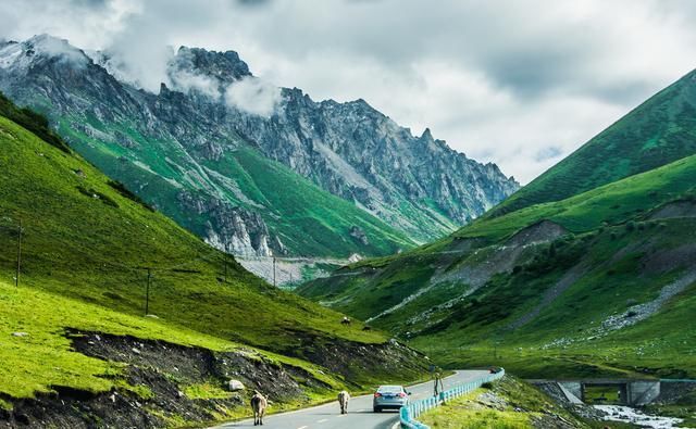 中国最美公路独库公路 骑行最全攻略，一生一定要骑行一次