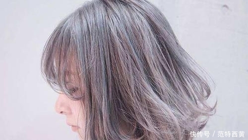  「拥有」头发太贴弄蓬松小窍门这几招让你拥有蓬松发丝