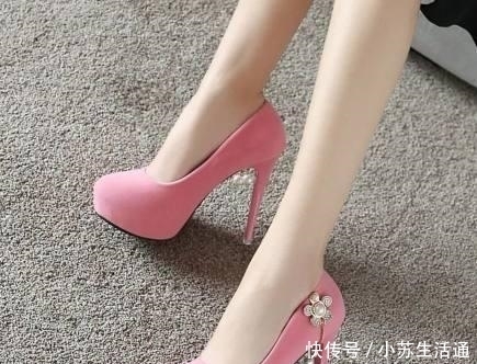 女人:穿一双与众不同的高跟鞋,最能展现女人最美的一面