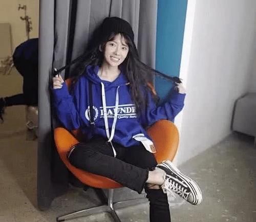 「公寓」《爱情公寓》诺澜真是逆生长，28岁却似小女孩，网友：女神无疑