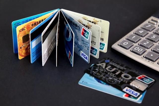  「过时限不再」提醒！这些事必须做，关系你的公积金、工资、信