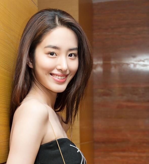 杨采钰大江大河